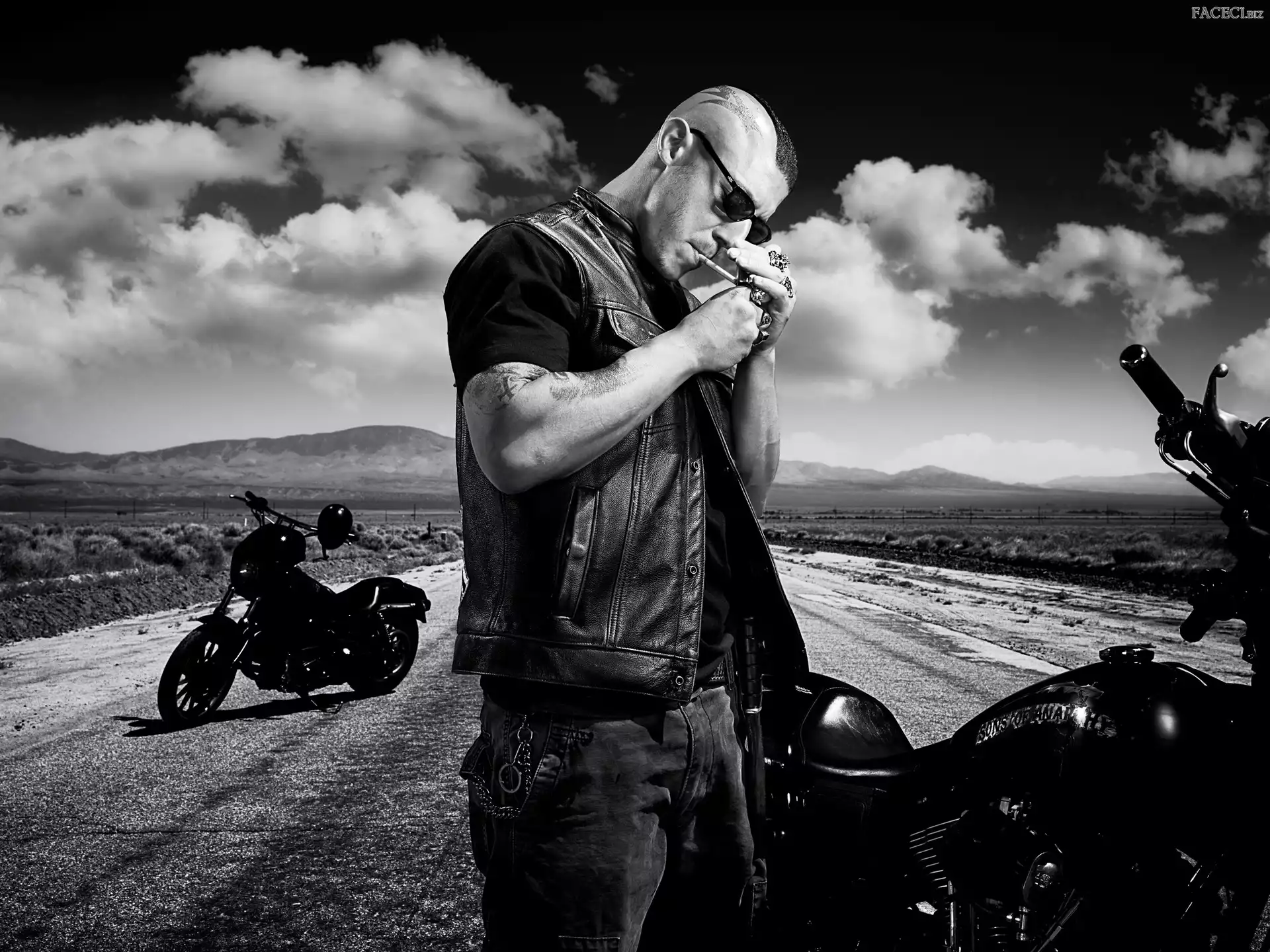 Aktor, Droga, Theo Rossi, Motory